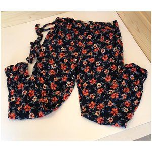 Hollister high rise floral pants tie at waist XS